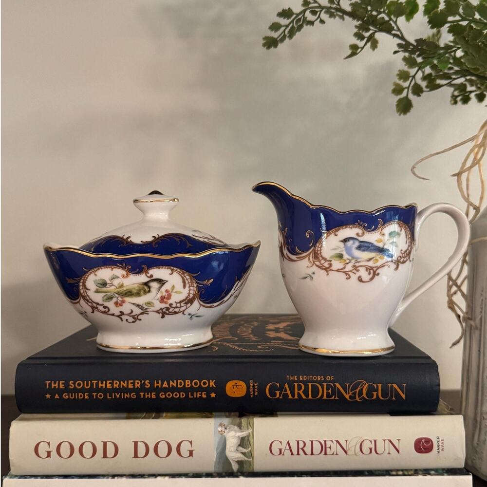 Grace Teaware Royal Blue Birds Porcelain Creamer Sugar Set (2)